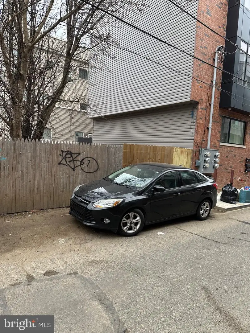 2639 Annin St, Philadelphia, PA 19146 - Image #3