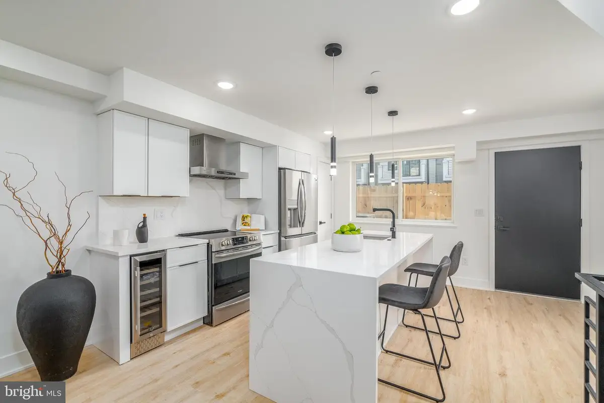 2605 E Boston St #1, Philadelphia, PA 19125 - Image #1