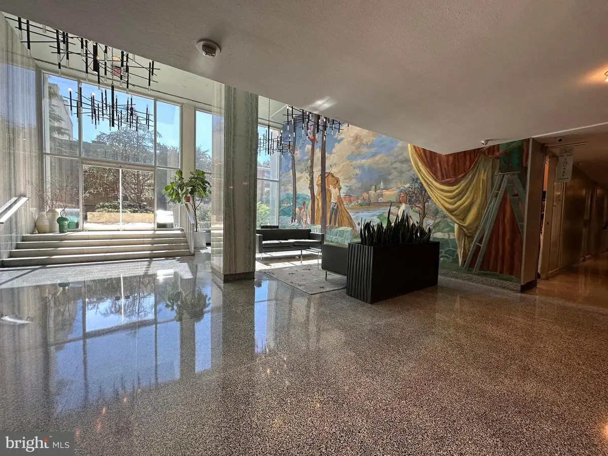 604-36 S Washington Sq #1313, Philadelphia, PA 19106 - Image #1