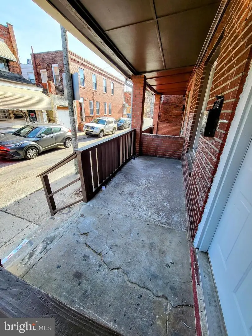 1942 S Croskey St, Philadelphia, PA 19145 - Image #2
