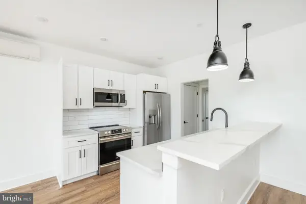 85 E Sharpnack St, PHILADELPHIA, PA 19119