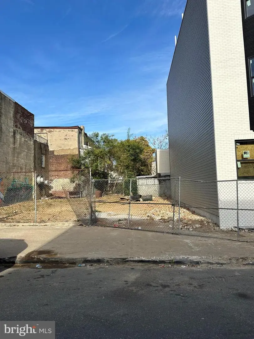 417 W York St, Philadelphia, PA 19133 - Image #2