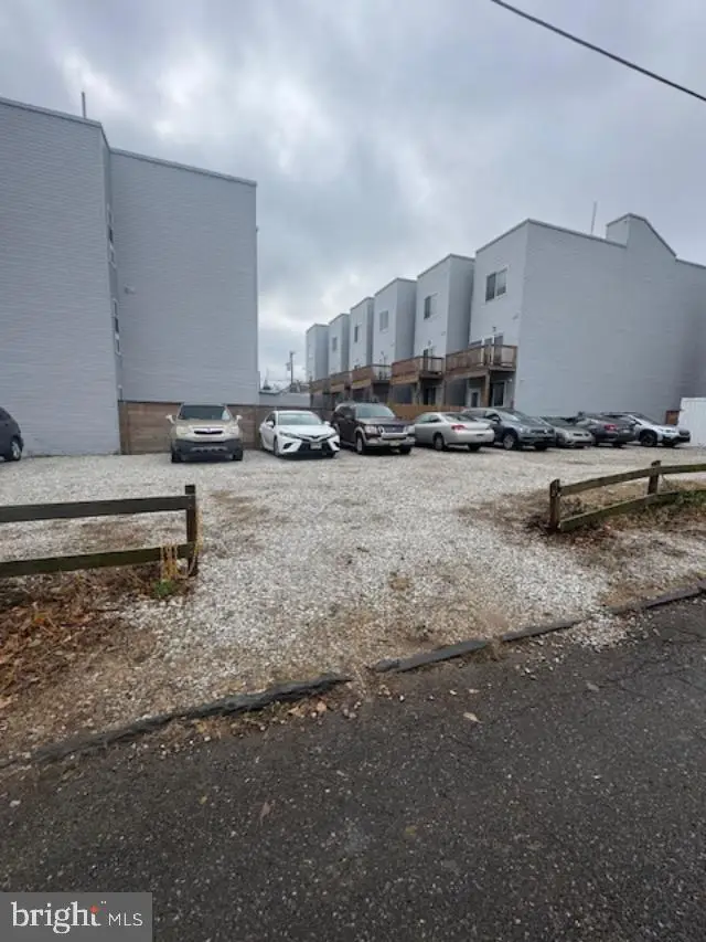 522 Edgley St, Philadelphia, PA 19122 - Image #3