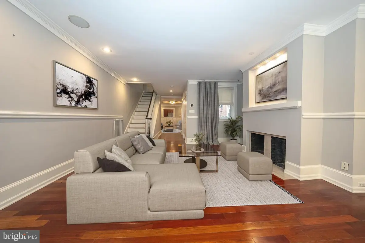 617 Pine St, Philadelphia, PA 19106 - Image #1