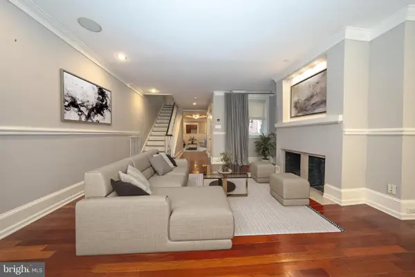 617 Pine St, PHILADELPHIA, PA 19106