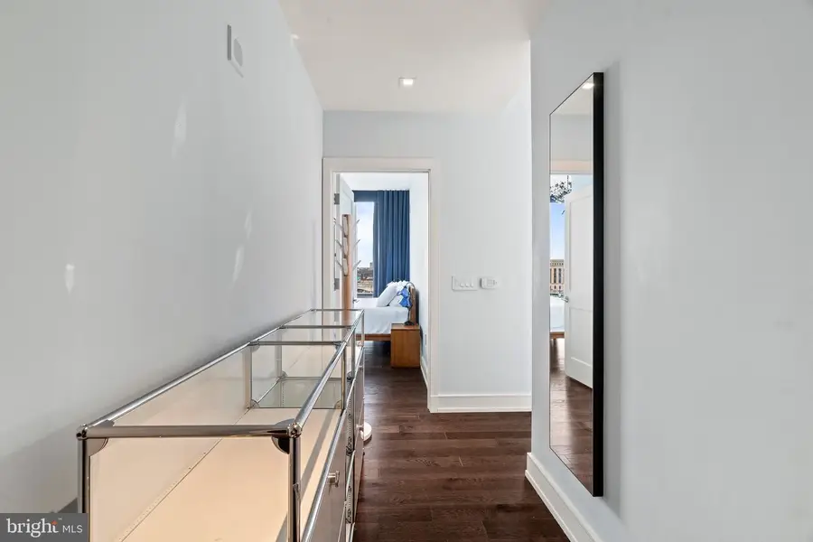 210 S 25th St #903, Philadelphia, PA 19103 - Image #3