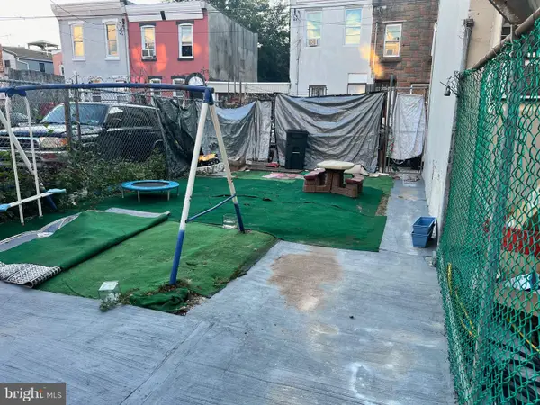 2021 N Leithgow St, PHILADELPHIA, PA 19122