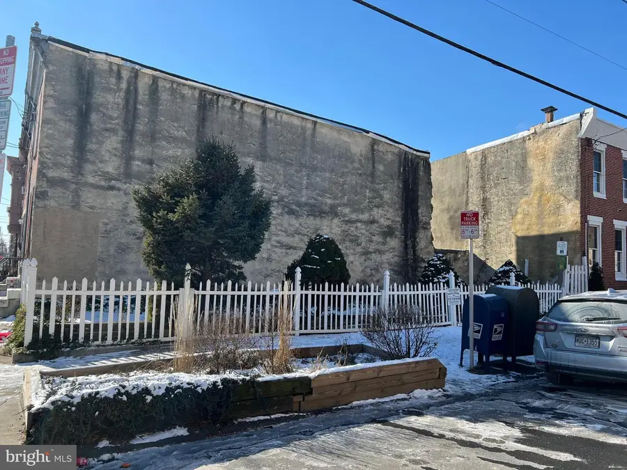 2200 S 6th St, Philadelphia, PA 19148 - Image #2