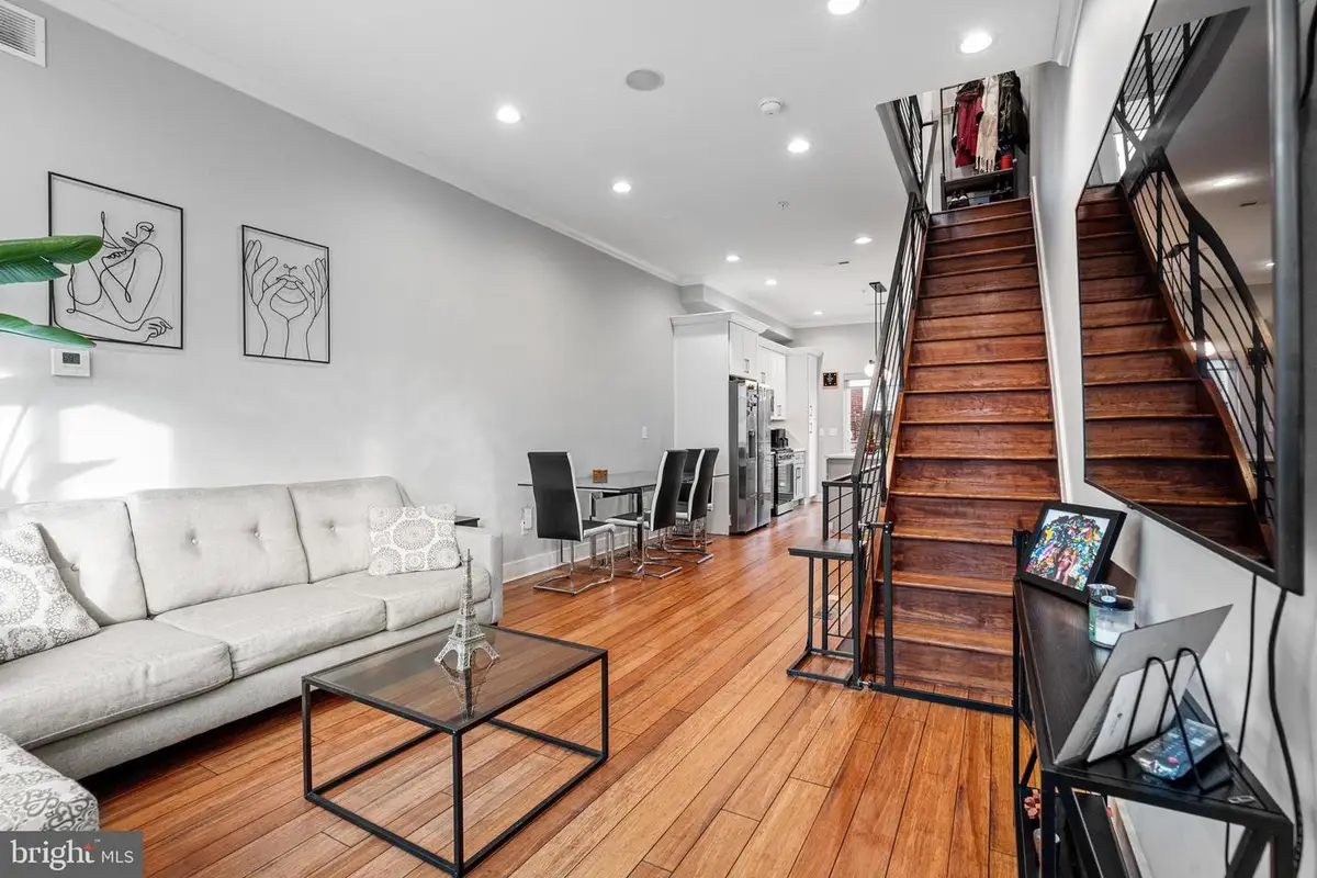 1751 S Taylor St, Philadelphia, PA 19145 - Image #1