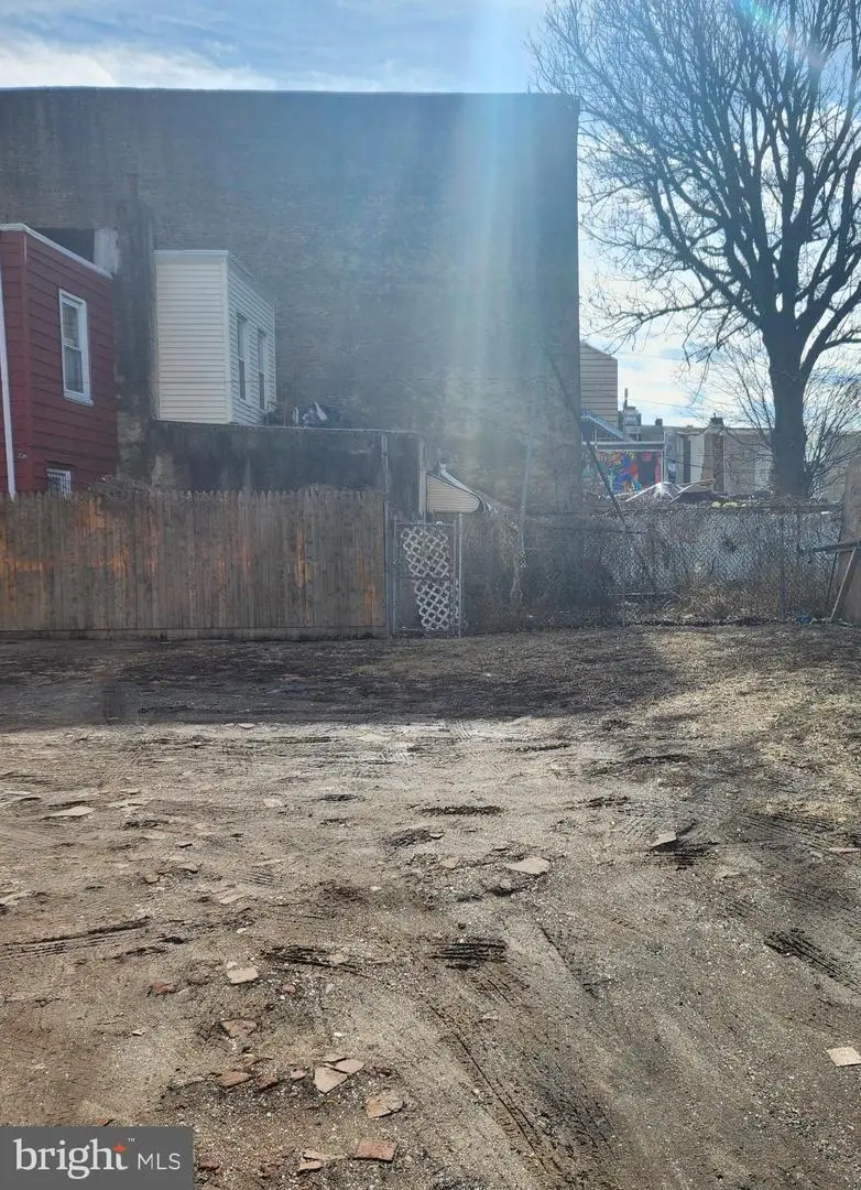 444 E Auburn St, Philadelphia, PA 19134 - Image #2