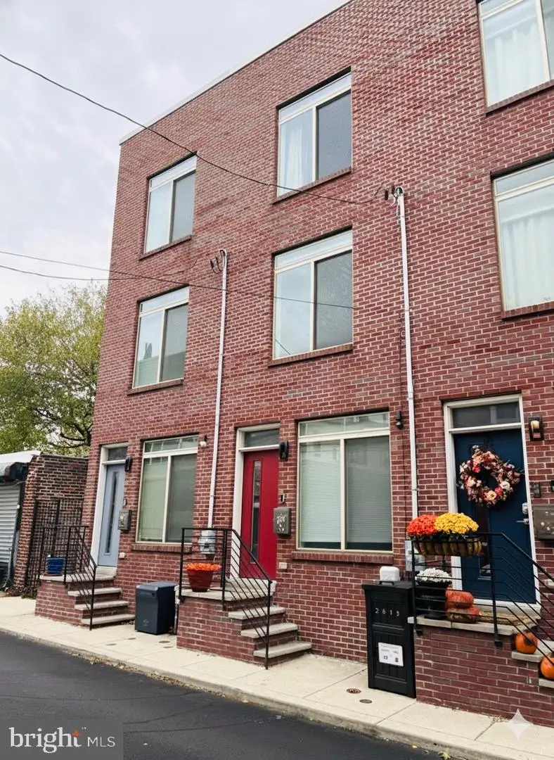 2615 E Letterly St, Philadelphia, PA 19125 - Image #1
