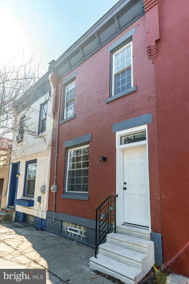 912 N 30th St, Philadelphia, PA 19130 - Image #2