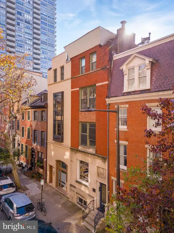 2020 Locust St, PHILADELPHIA, PA 19103