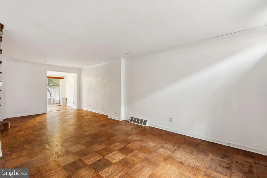 2304 Waverly St, Philadelphia, PA 19146 - Image #3