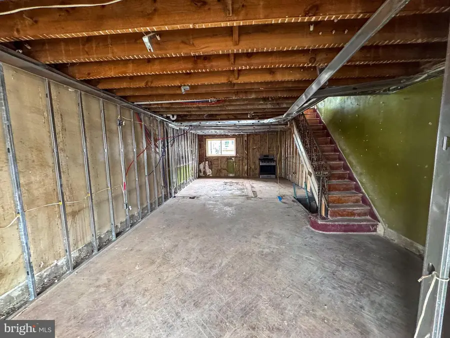 6649 Guyer Ave, Philadelphia, PA 19142 - Image #2