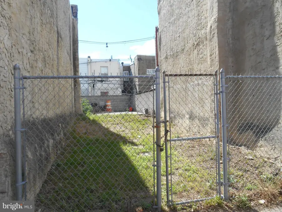 1536 S 29th St, Philadelphia, PA 19146 - Image #2