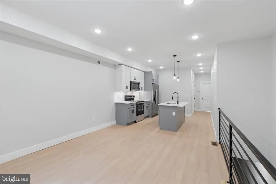 518 W Susquehanna Ave, Philadelphia, PA 19122 - Image #3