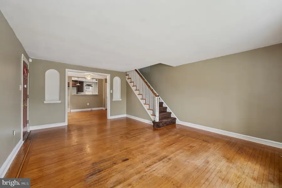6504 Oxford Ave, Philadelphia, PA 19111 - Image #3