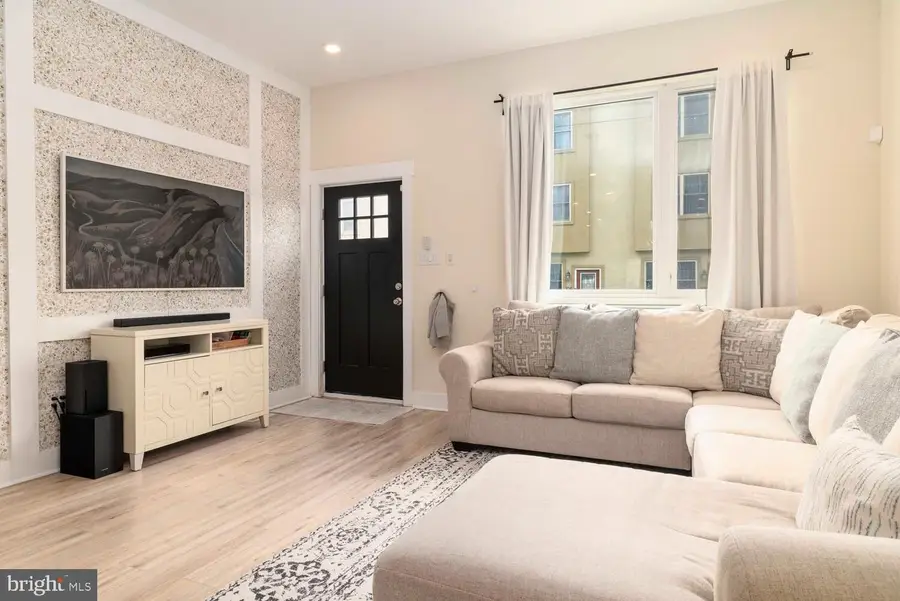 101 E Phil Ellena St, Philadelphia, PA 19119 - #2