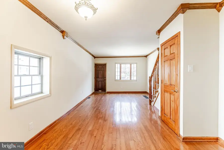 140 Fernon St, Philadelphia, PA 19148 - #3