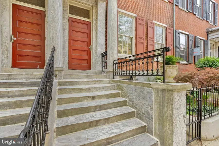 914 Spruce St #9, Philadelphia, PA 19107 - Image #2