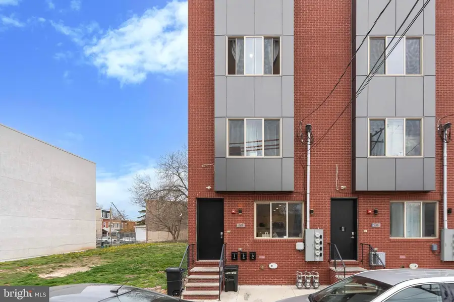 727 N 39th St, Philadelphia, PA 19104 - Image #2