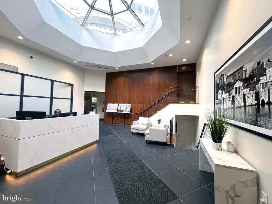 2301 Cherry St #3a, Philadelphia, PA 19103 - Image #2