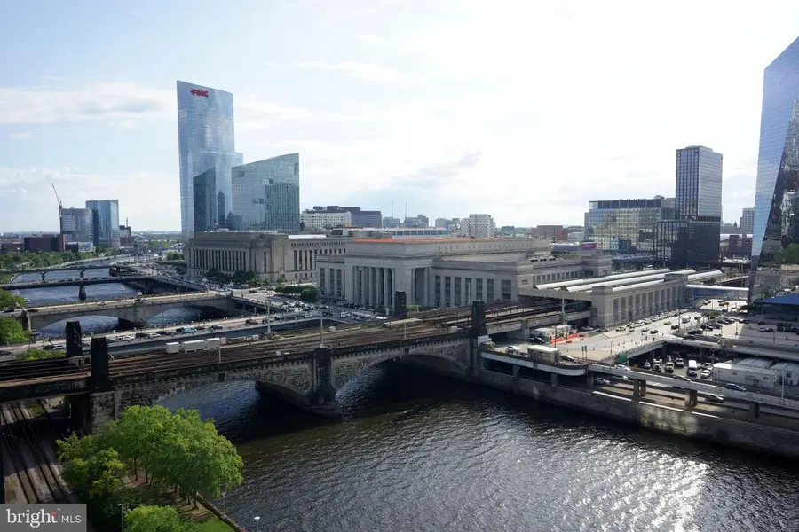 2301 Cherry St #3a, Philadelphia, PA 19103 - Image #3