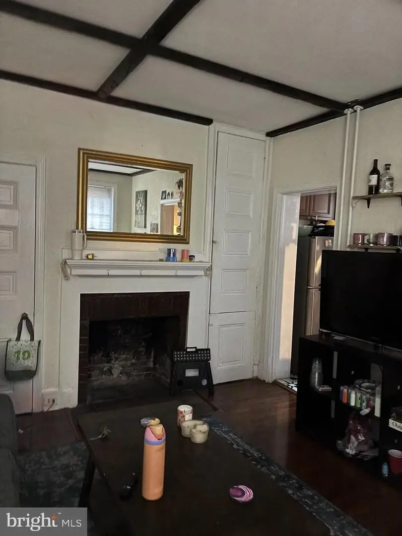 105 N Mole St, Philadelphia, PA 19102 - Image #2