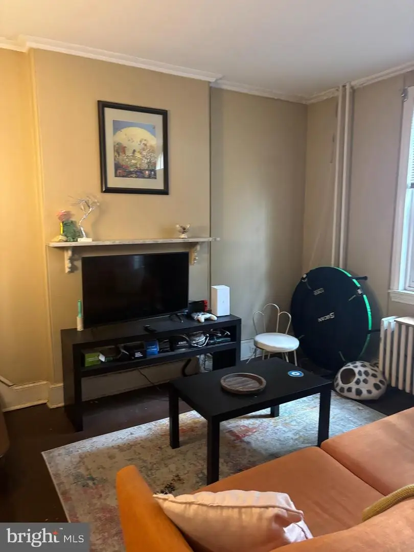 113 N Mole St, Philadelphia, PA 19102 - Image #2