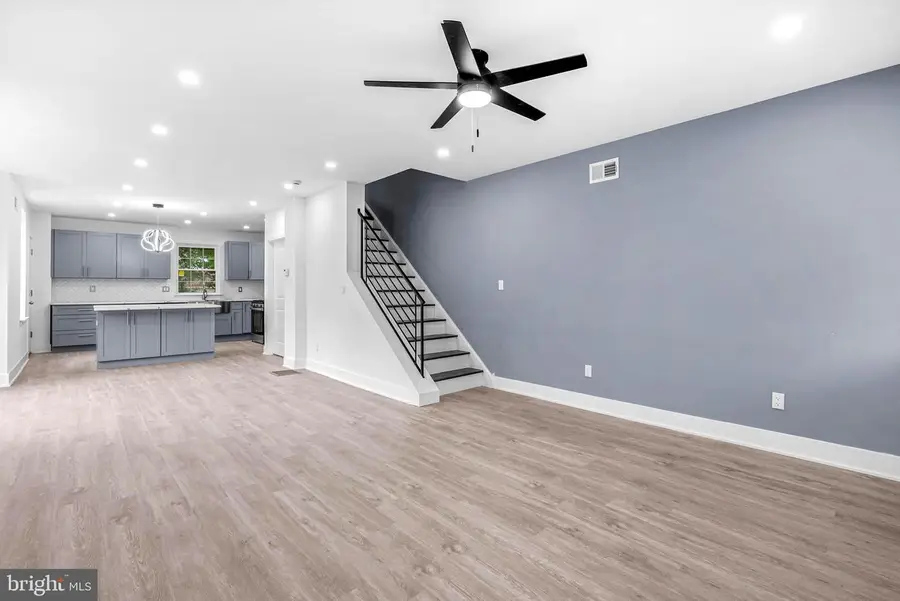 10 W Pomona St, Philadelphia, PA 19144 - Image #3