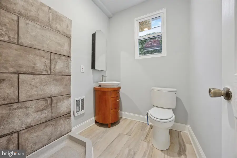 603 S 60th St, Philadelphia, PA 19143 - Image #2