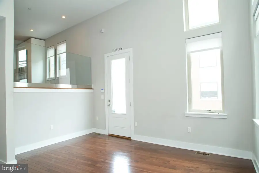 708 N 17th St, Philadelphia, PA 19130 - Image #3