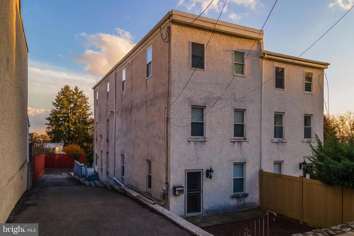 273 Delmar St, Philadelphia, PA 19128 - Image #1