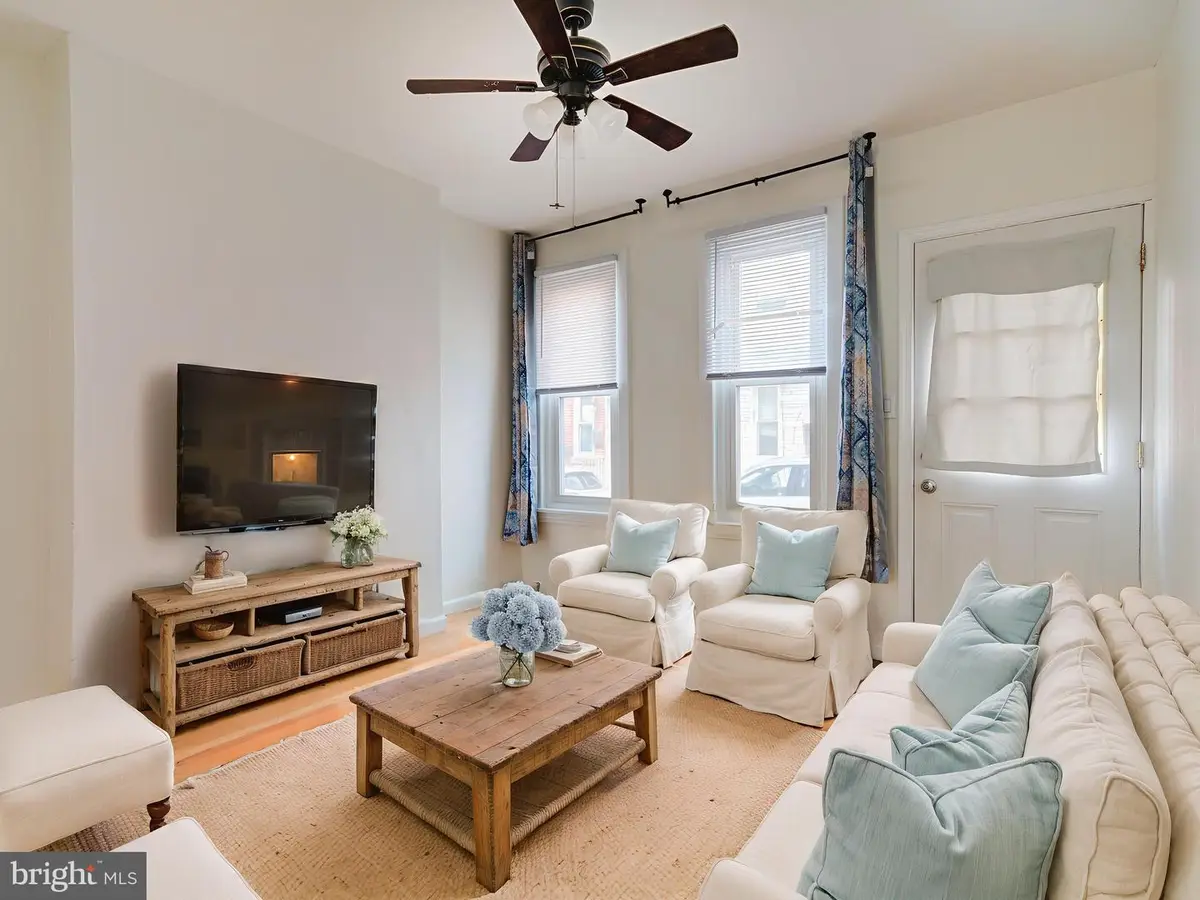 1116 E Wilt St, Philadelphia, PA 19125 - Image #1