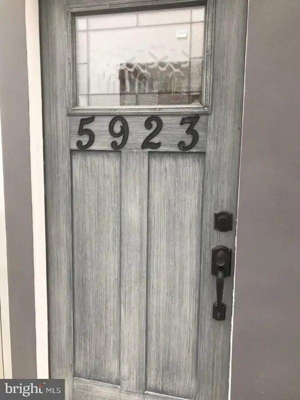 5923 N Broad St, PHILADELPHIA, PA 19141