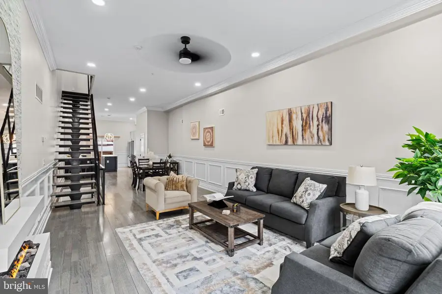 933 S 3rd St, Philadelphia, PA 19147 - Image #2