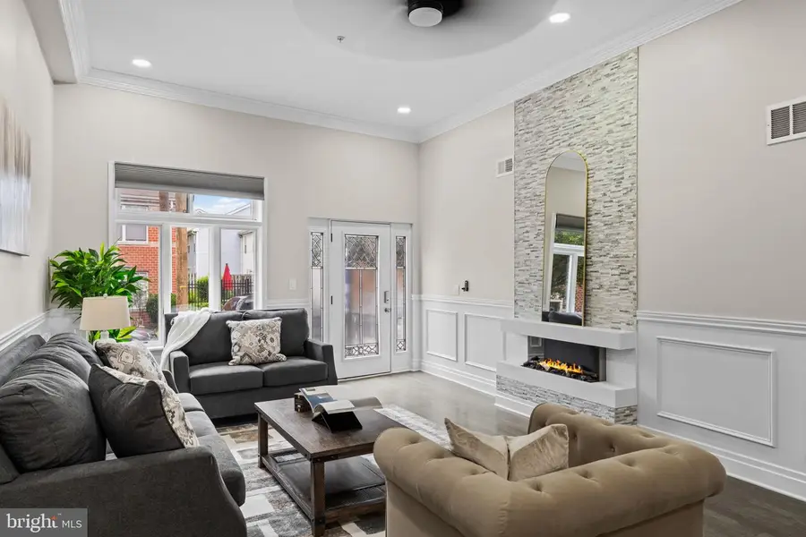 933 S 3rd St, Philadelphia, PA 19147 - Image #3