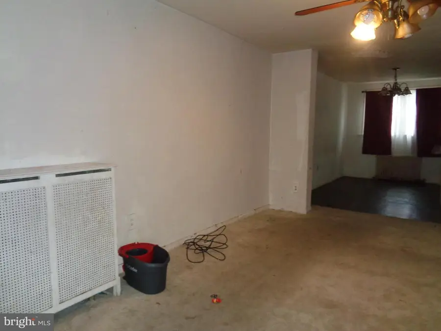 4635 Kraydor St, Philadelphia, PA 19136 - Image #2