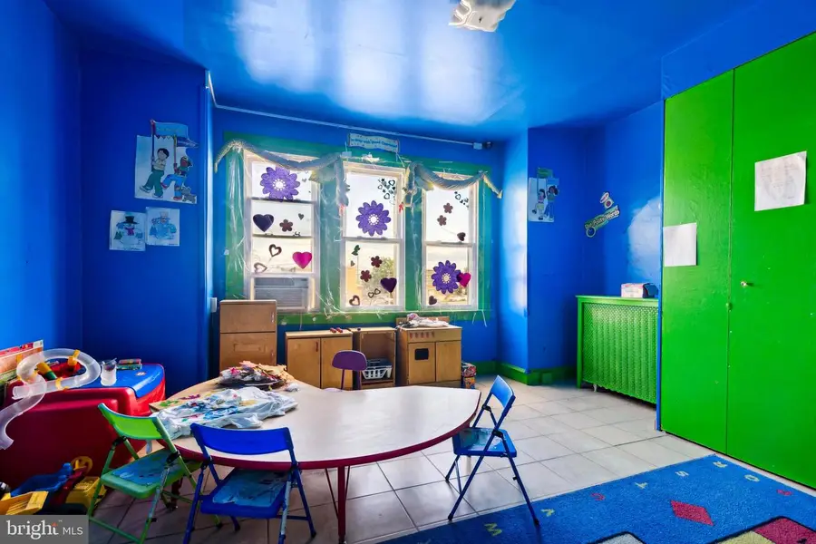 7221 W Passyunk Ave, Philadelphia, PA 19142 - Image #3