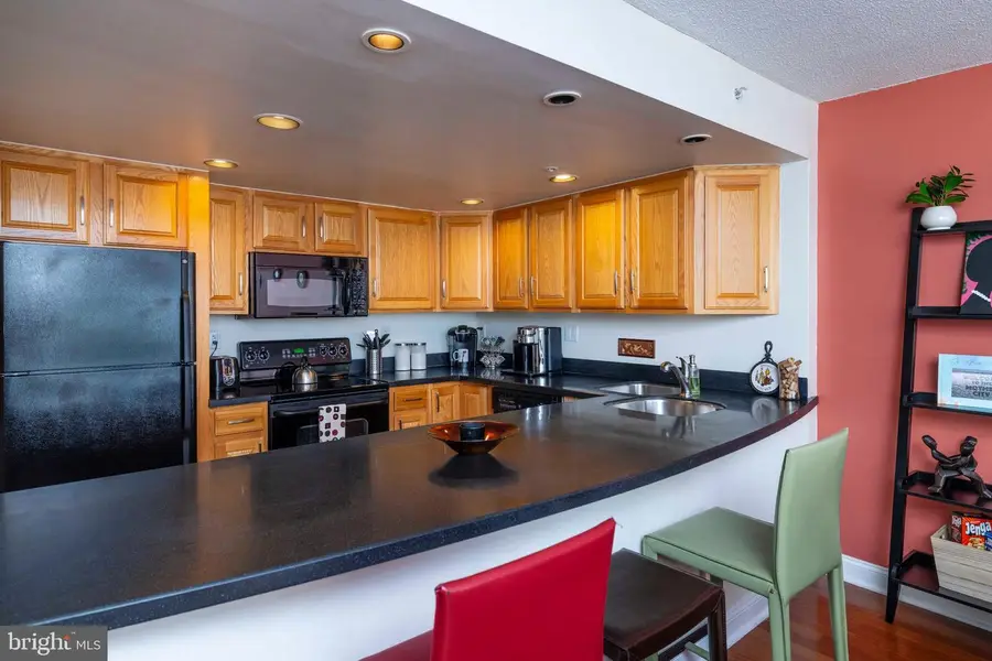 2001 Hamilton St #925, Philadelphia, PA 19130 - Image #3