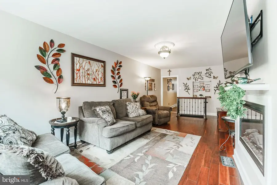 1512 S 2nd St, Philadelphia, PA 19147 - Image #2