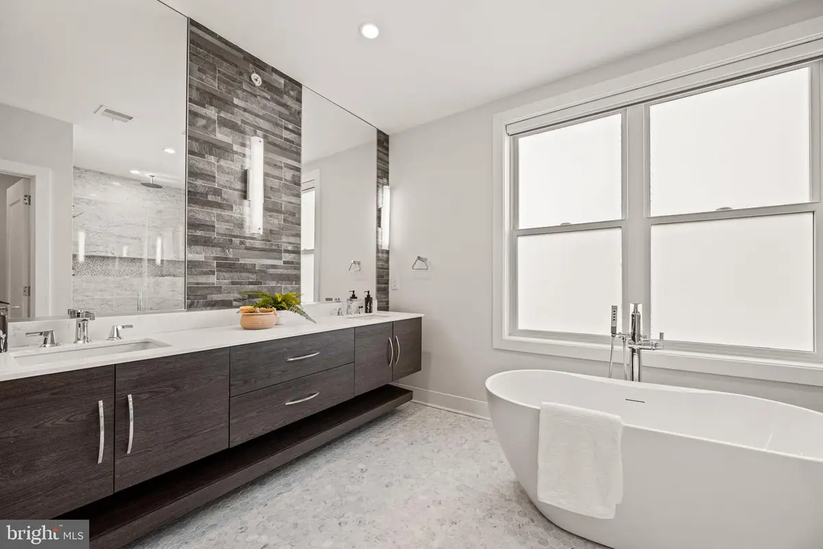 1217 Bainbridge St, Philadelphia, PA 19147 - Image #1