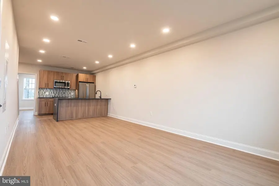 4090 Leslie Ln #a44, Philadelphia, PA 19131 - Image #2