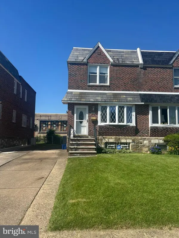 1012 Saint Vincent St, PHILADELPHIA, PA 19111