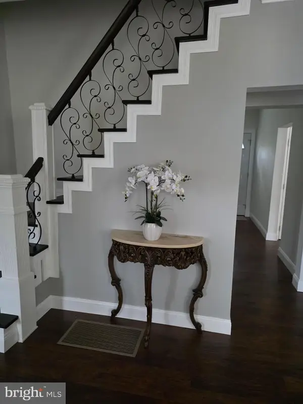 494 W King St, PHILADELPHIA, PA 19144