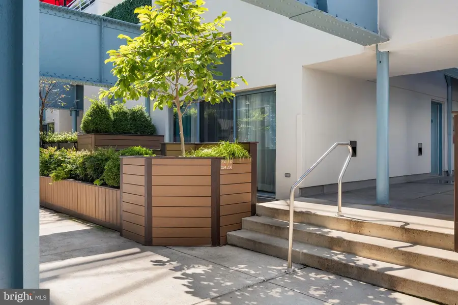 3 N Chris Columbus Blvd #pl236, Philadelphia, PA 19106 - #2