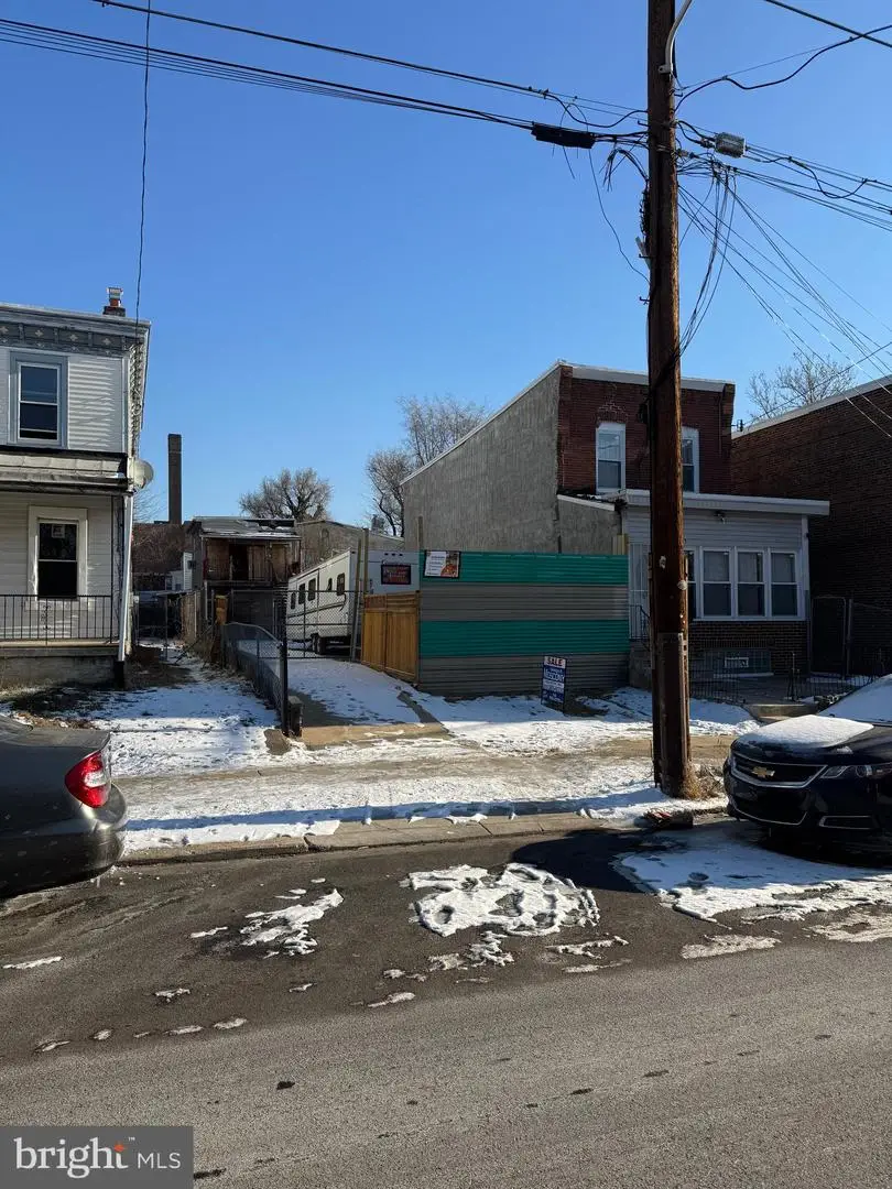 2541 S 71st St, Philadelphia, PA 19142 - Image #1