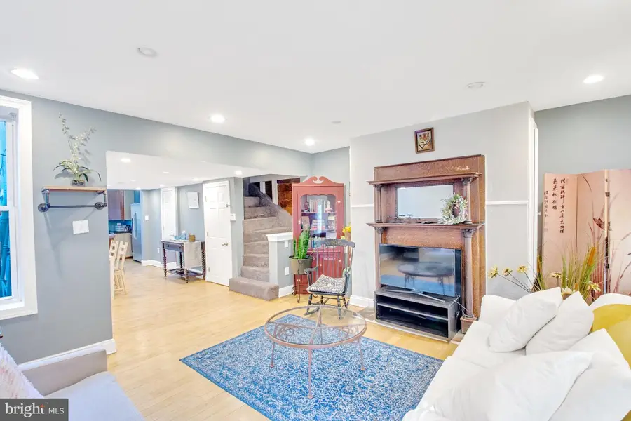 908 New Market St, Philadelphia, PA 19123 - Image #3