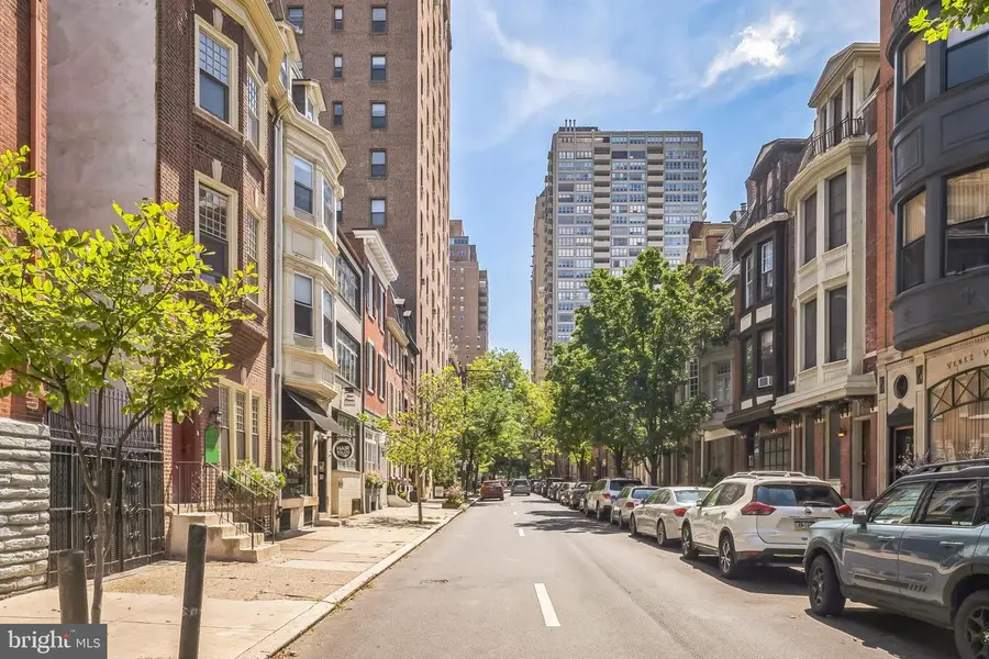 2047 Locust St, Philadelphia, PA 19103 - Image #3